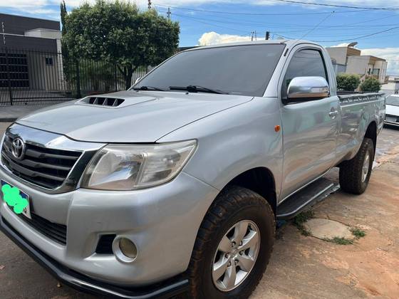 TOYOTA HILUX 3.0 SR 4X4 CS 16V TURBO INTERCOOLER DIESEL 2P MANUAL